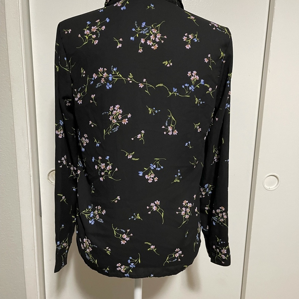 Lulu’s blouse - Picture 4 of 4